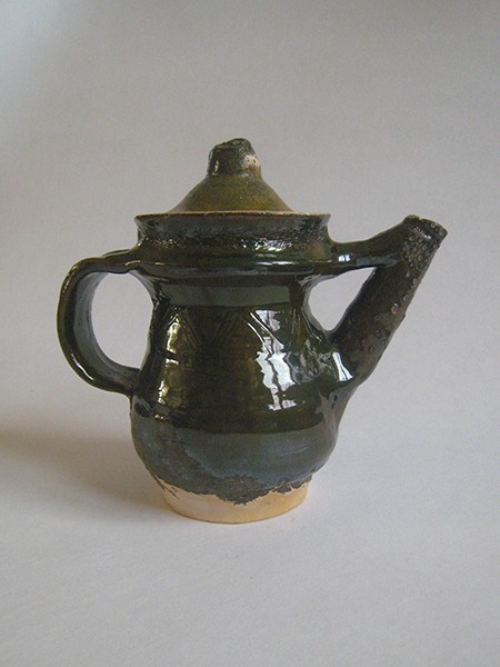 http://poteriedesgrandsbois.com/files/gimgs/th-27_CBT008-10-poterie-médiéval-des grands bois-cruches-cruche.jpg